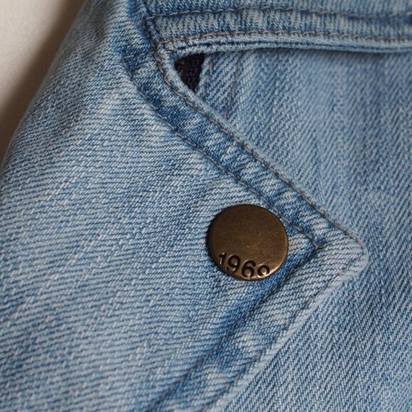 Gap | 1969 Zip Up Denim Jacket - Picture 3 of 10